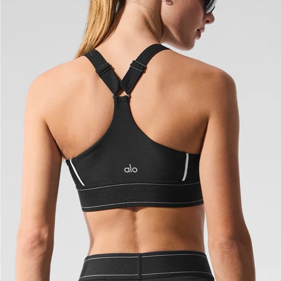 Alo airlift suit-up Bra - Picture 3 of 5